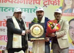 राज्यसभा सांसद नरेश बंसल ने देहरादून मे सांसद चैंपियनशिप ट्रॉफी का किया शुभारंभ।खिलाड़ियों से हाथ मिलाया, जीत की दी बधाईयां