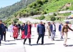 सीमांत उत्तरकाशी पहुंचे मुख्य चुनाव आयुक्त, हर्षिल पोलिंग बूथ का करेंगे निरीक्षण…