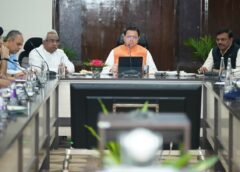 मानसून से पहले तैयारियां पूरी करें, 15 नवंबर तक प्रदेश की सभी सड़कें हों गड्ढामुक्त : धामी