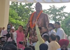 रुद्रपुर में शहीद ऊधम सिंह की कांस्य प्रतिमा का अनावरण, मुख्यमंत्री ने दी ₹3.85 करोड़ की विकास परियोजनाओं की सौगात