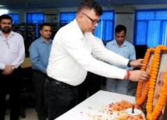 सूचना एवं लोकसंपर्क विभाग में गांधी और शास्त्री को श्रद्धांजलि…